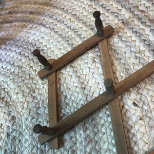 Vintage Wooden Accordion Expandable Peg Rack